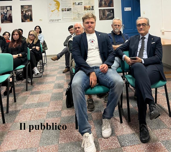 Pubblico Pubblico